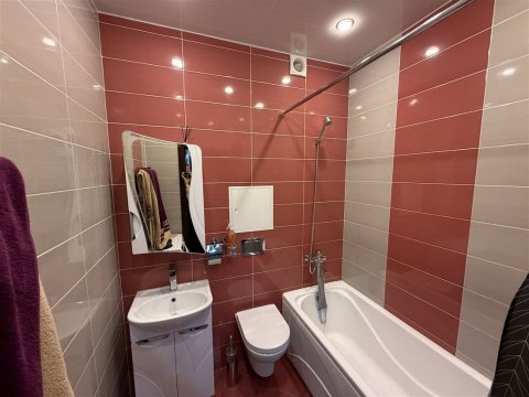 1-к квартира, 16/21 эт., 41м²