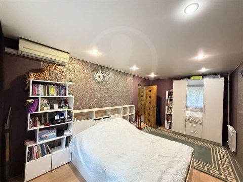 3-к квартира, 1/5 эт., 62м²