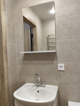 2-к квартира, 10/16 эт., 57м²